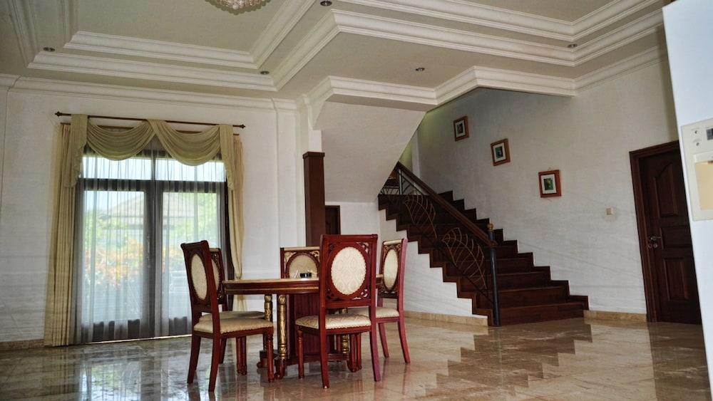 Hillstone Uluwatu Villa Унґасан Екстер'єр фото