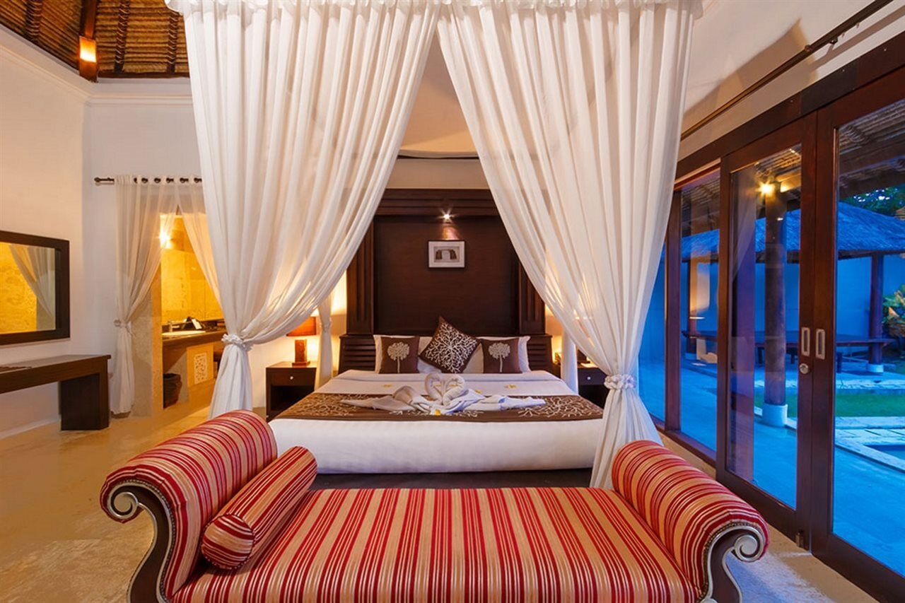 Hillstone Uluwatu Villa Унґасан Екстер'єр фото